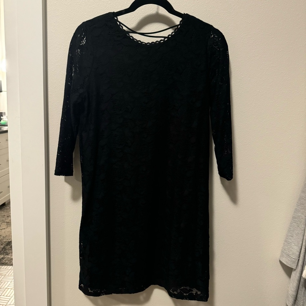Lace shift dress